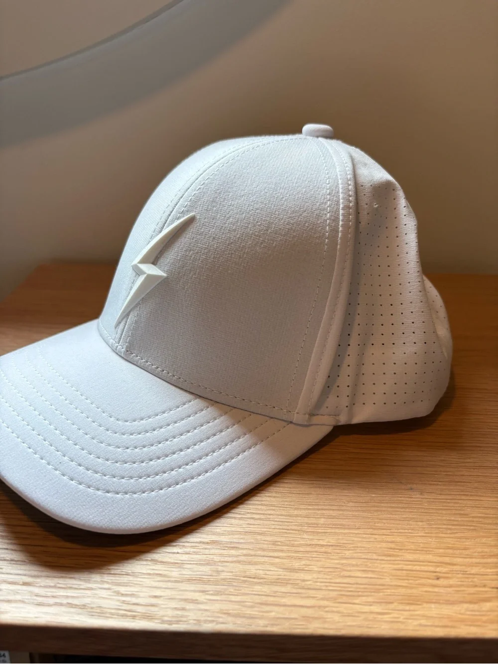 Bruce Bolt velcro strap